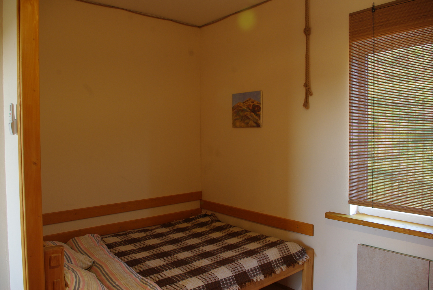 <span style="font-style: italic;">"Караманкая": двухместный номер на 2 этаже с видом на Карадаг (16 кв.м</span><span style="font-style: italic;">)</span>